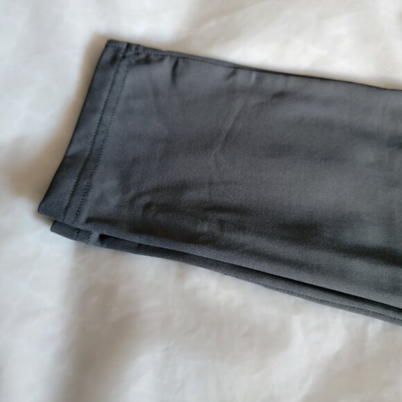 Hue Highrise Leggings Gray Travel Activewear Athleisure Women Size Medium - Picture 4 of 7